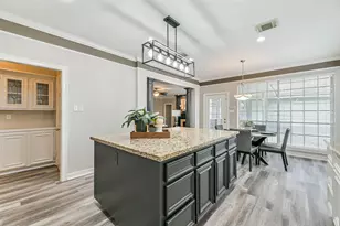 2021 Sandy Coast Cir, League City, TX 77573 - Photo 11