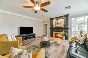 2021 Sandy Coast Cir, League City, TX 77573 - Photo 5
