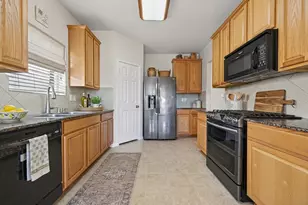 2703 Blue Mills Ct, Katy, TX 77449 - Photo 7