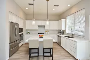 39 Fortuneberry Pl, The Woodlands, TX 77382 - Photo 9