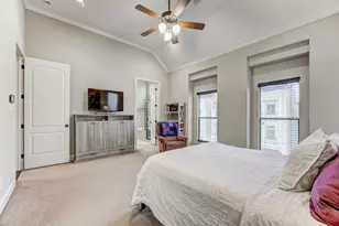 2308 Couch St, Houston, TX 77008 - Photo 27