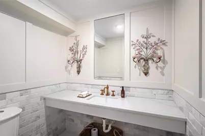 523 10th Street, Galveston, TX 77550 - Photo 9