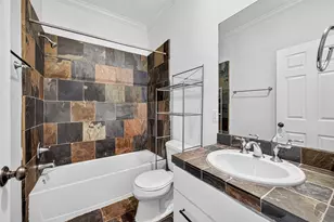 1342 Rutland St, Houston, TX 77008 - Photo 9