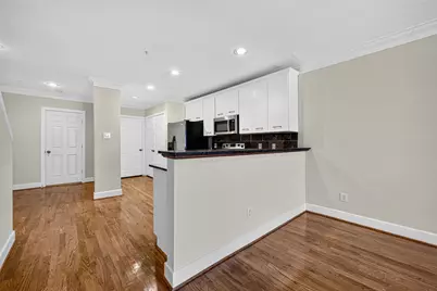1342 Rutland Street #210, Houston, TX 77008 - Photo 11