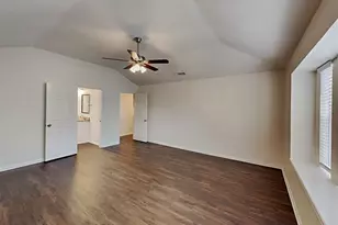 26881 Monarch Manor Ln, Kingwood, TX 77339 - Photo 11