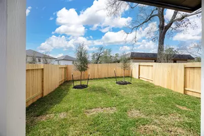 2035 Longmire Villas Court, Conroe, TX 77304 - Photo 27