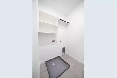 2035 Longmire Villas Court, Conroe, TX 77304 - Photo 25