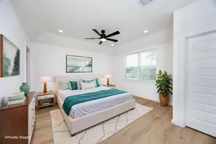 2035 Longmire Villas Ct, Conroe, TX 77304 - Photo 17