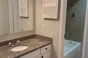 5665 Birchmont Dr, Houston, TX 77091 - Photo 13