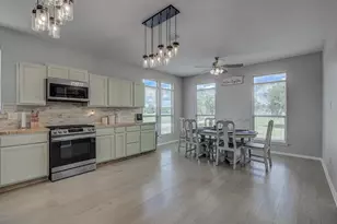 6853 Fite Ln, Sweeny, TX 77480 - Photo 9