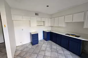 6106 W Airport Blvd, Houston, TX 77035 - Photo 9