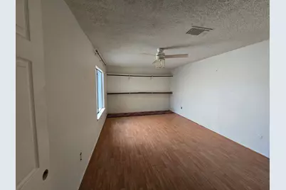 6106 W Airport Boulevard #18, Houston, TX 77035 - Photo 17