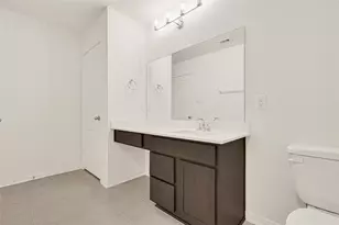 5510 Blackbird Ln, Hitchcock, TX 77563 - Photo 11