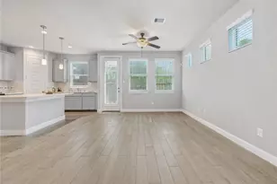 9822 Heritage Run Ln, Houston, TX 77080 - Photo 9