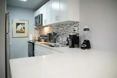 1405 Hyde Park #7, Houston, TX 77006 - Photo 9