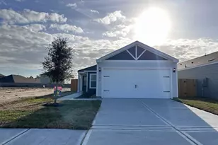 8108 Burnt Orchid Dr, Houston, TX 77016 - Photo 1