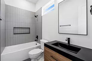 1030 W 24th St, Houston, TX 77008 - Photo 41