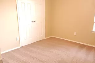 3827 Brook Garden Ln, Katy, TX 77449 - Photo 9