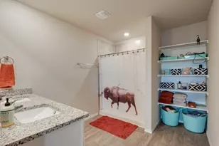 8026 Front Nine Ln, Navasota, TX 77868 - Photo 11