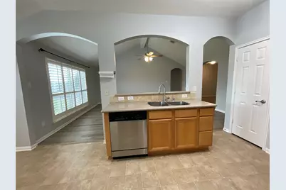 893 Bent Sail, League City, TX 77573 - Photo 7