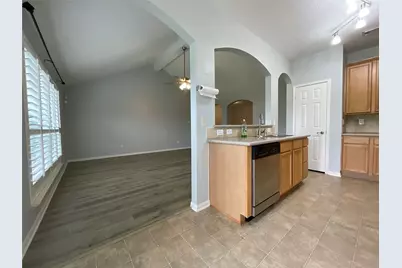 893 Bent Sail, League City, TX 77573 - Photo 5