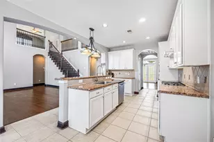 8127 Edenwood Dr, Spring, TX 77389 - Photo 19