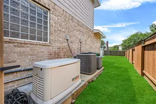 8127 Edenwood Dr, Spring, TX 77389 - Photo 45