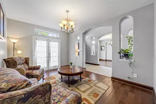 8127 Edenwood Dr, Spring, TX 77389 - Photo 9