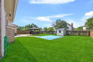 8127 Edenwood Dr, Spring, TX 77389 - Photo 43