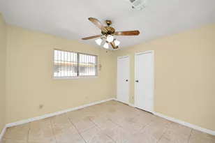 8105 Lanham Ln, Houston, TX 77075 - Photo 17