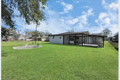 8105 Lanham Lane, Houston, TX 77075 - Photo 33