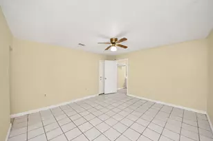 8105 Lanham Ln, Houston, TX 77075 - Photo 23