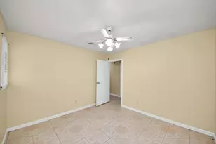 8105 Lanham Ln, Houston, TX 77075 - Photo 21