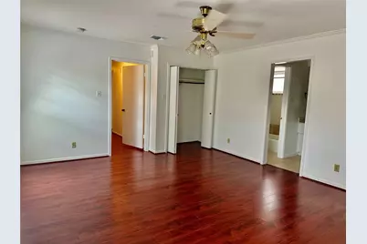 10902 Olympia Drive, Houston, TX 77042 - Photo 7