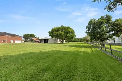 11703 N H Street, La Porte, TX 77571 - Photo 1