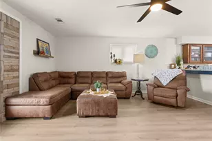 11703 N H St, La Porte, TX 77571 - Photo 9