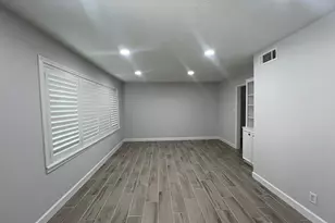 1437 Confederate Rd, Houston, TX 77055 - Photo 3