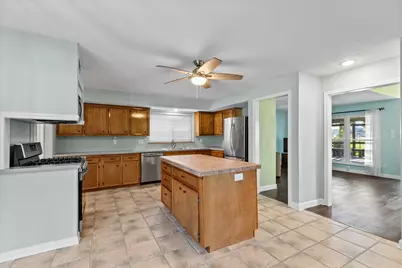 7215 Creek Crest Drive, Houston, TX 77095 - Photo 15