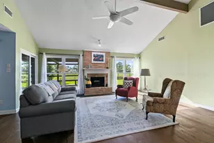 7215 Creek Crest Dr, Houston, TX 77095 - Photo 9