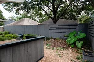 1722 Red Oak Terrace, Houston, TX 77339 - Photo 21