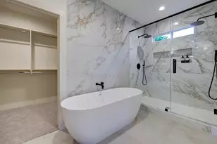 10155 Hanka Dr, Houston, TX 77043 - Photo 5