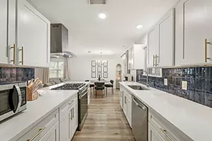 12511 Adirondack Dr, Houston, TX 77089 - Photo 11