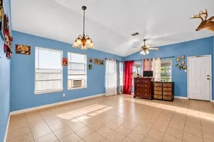 10453 Aldine Westfield Rd, Houston, TX 77093 - Photo 3
