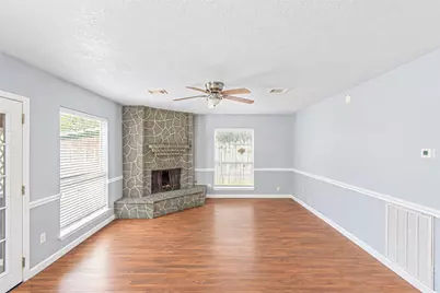 12027 Huntington Park Drive, Houston, TX 77099 - Photo 15