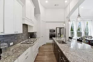 222 Promontory Ct, Montgomery, TX 77316 - Photo 11