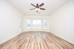 6303 Cool Water Dr, Sugar Land, TX 77479 - Photo 11