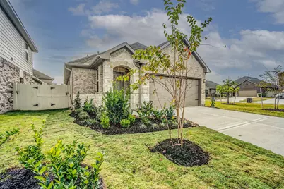 9304 Colonial Bent Court, Conroe, TX 77385 - Photo 3