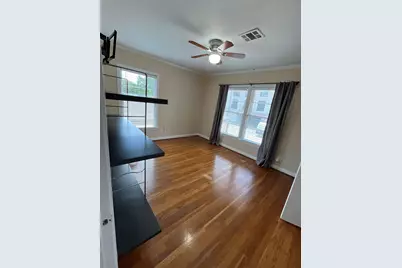 1932 W Bell Street W, Houston, TX 77019 - Photo 9