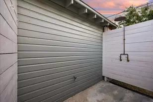 1635 Harvard St, Houston, TX 77008 - Photo 27