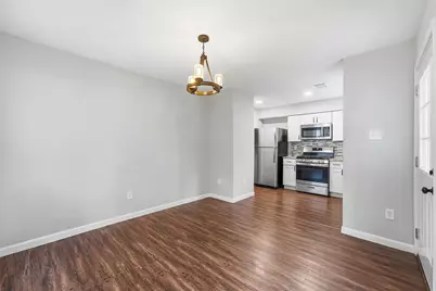 71 S Woodstock Circle Drive, The Woodlands, TX 77381 - Photo 9